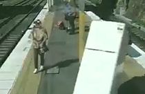 [VIDEO] Australier zieht um...per Zug