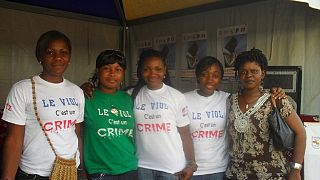 Survivantes de viols, "l'armée des tantes" du Cameroun lutte contre les abus contre les filles