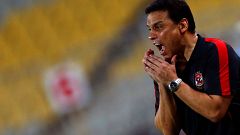 معاقبة مدرب الاهلي المصري لرفضه التعامل مع قناة "بي ان سبورت" القطرية