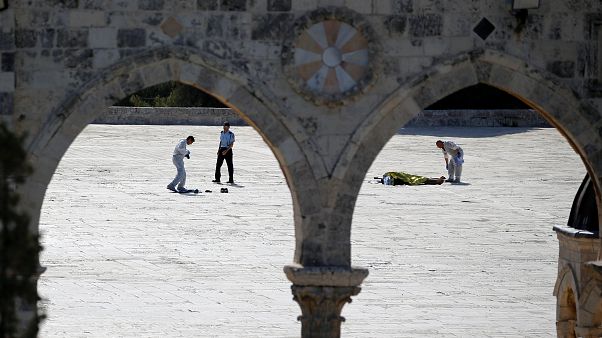 Vários polícias feridos após tiroteio na Cidade Velha de Jerusalém Vários polícias feridos após tiroteio na Cidade Velha de Jerusalém