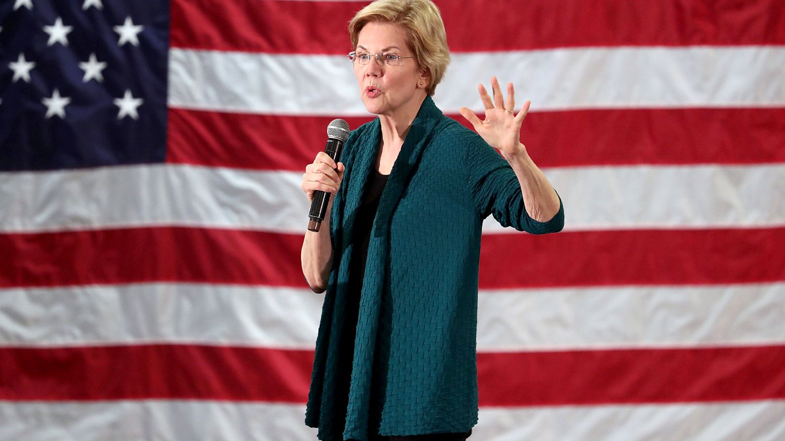 Image: Democratic 2020 U.S. presidential candidate and U.S. Senator Elizabe
