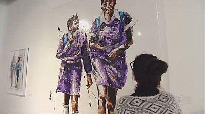Art contemporain : Mbongeni Buthelezi recycle les matières plastiques en chef-d'oeuvre
