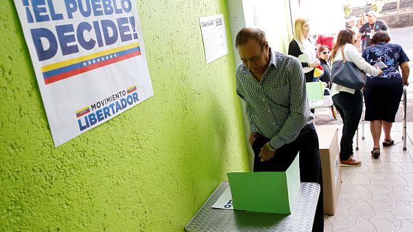 Venezuela: Opposition organisiert Referendum gegen Maduro Venezuela: Opposition organisiert Referendum gegen Maduro
