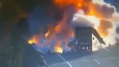 Σύγκρουση φορτηγών σε αυτοκινητόδρομο