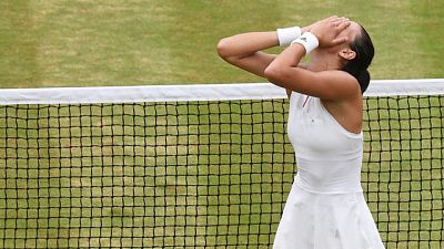 كرة المضرب: الإسبانية موغوروزا تثأر لنفسها من الشقيقة ويليامز في ويمبلدون