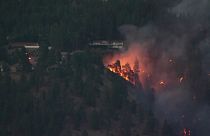 Лесные пожары поглощают Канаду