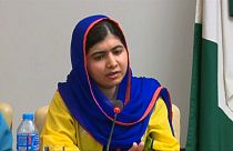 In Nigeria Malala promuove l'istruzione dei bambini