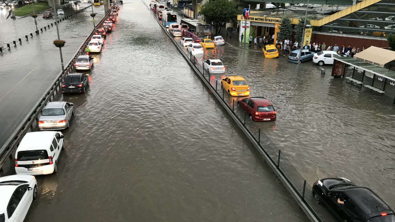 İstanbul su altında
