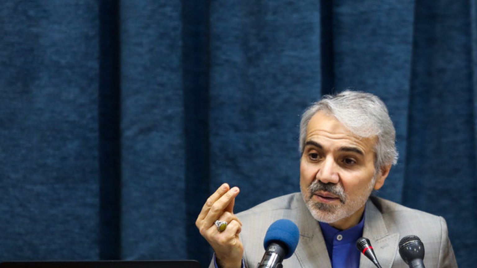 سخنگوی دولت: قوه قضاییه مستقل عمل می کند حتی در مورد برادر روسای دیگر قوا