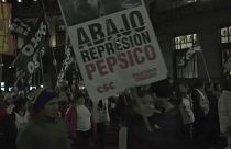 Multitudinaria manifestación en Argentina contra PepsiCo