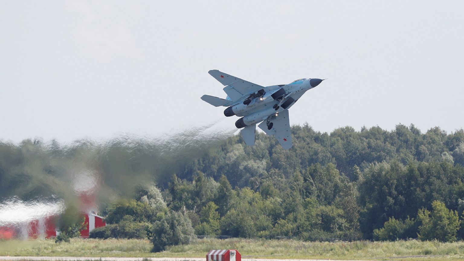 Russia shows off its new fighter jet