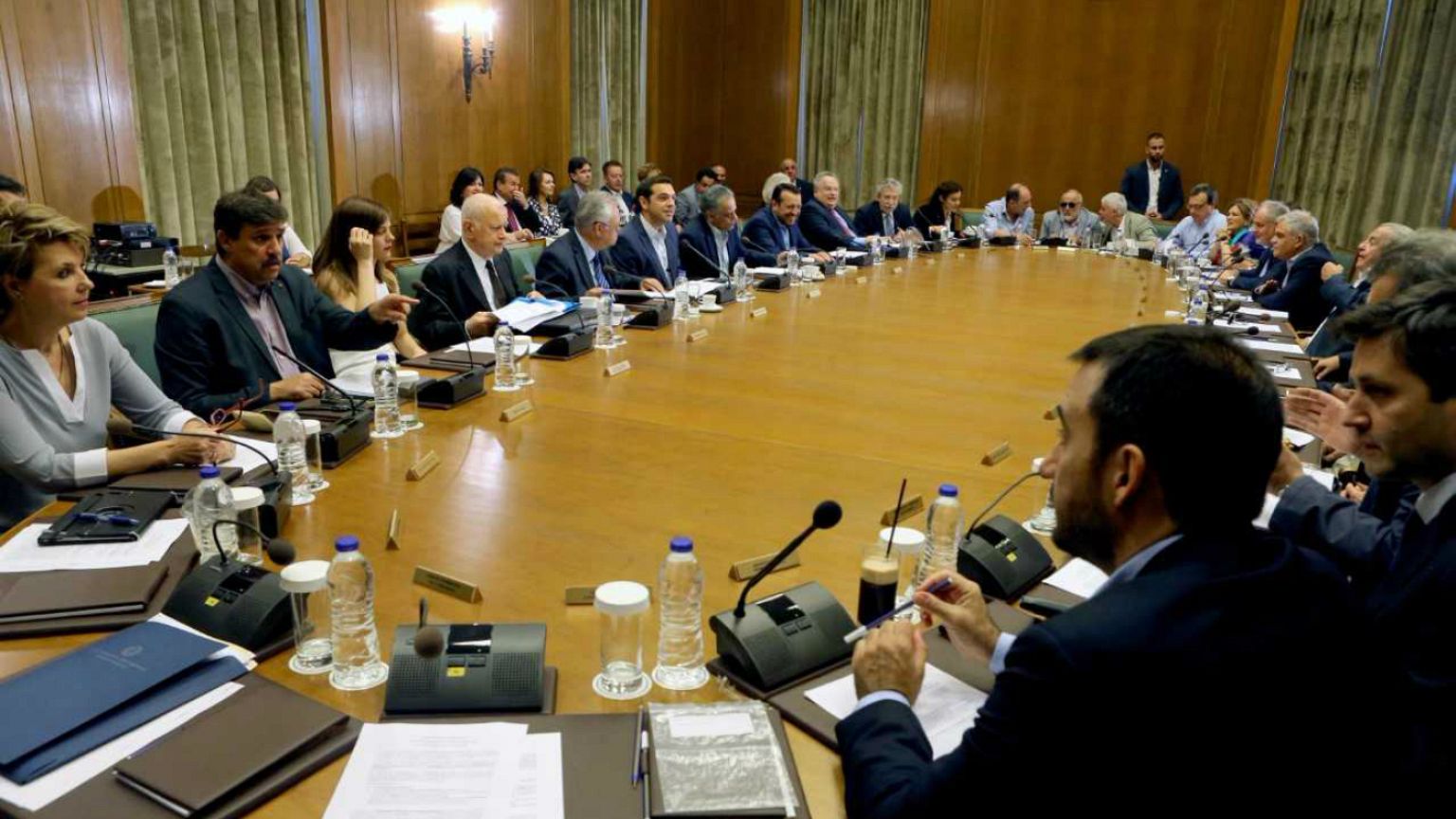 Πλήθος νομοσχεδίων προς ψήφιση στη Βουλή μέσα στο καλοκαίρι