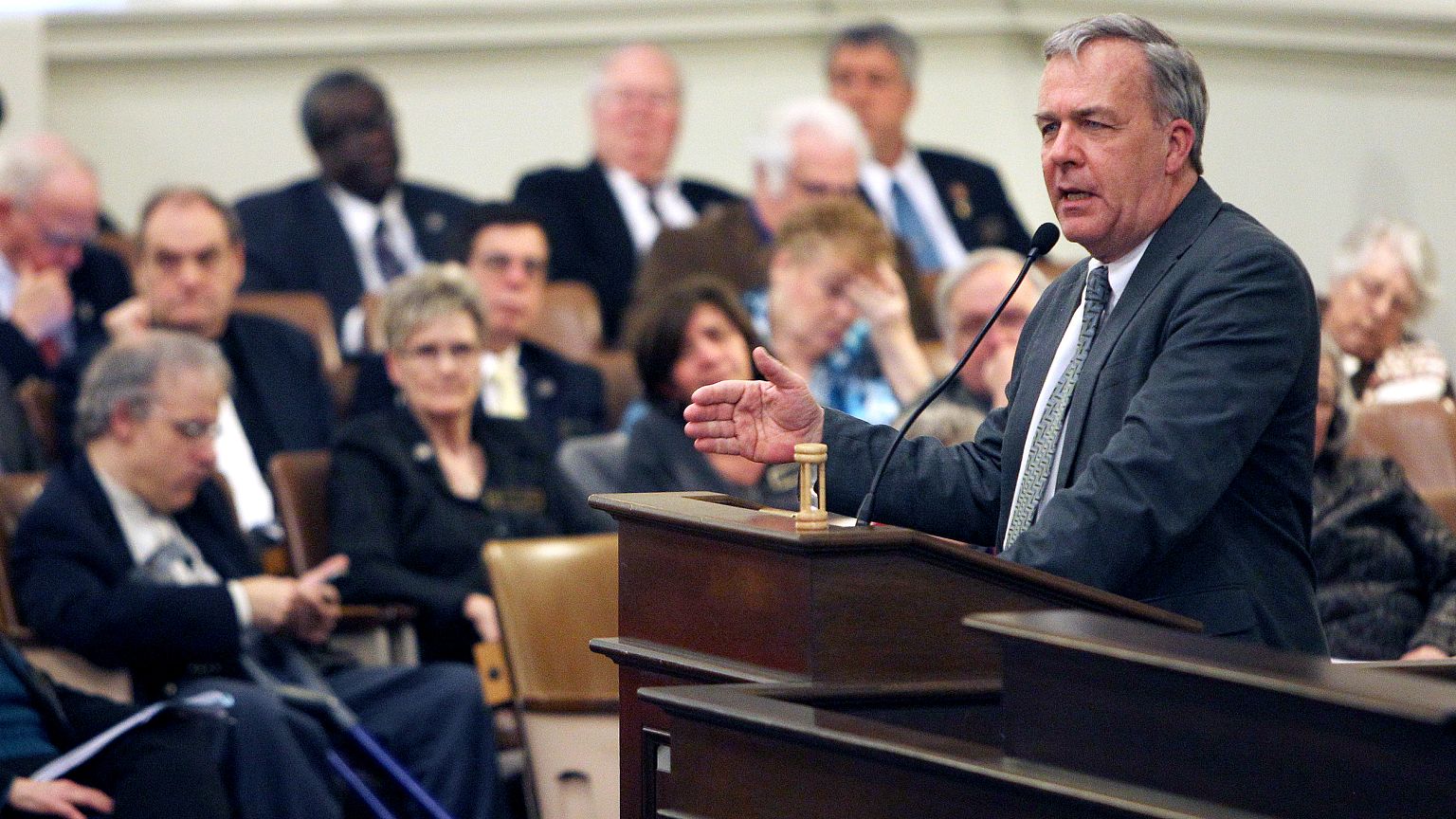 New Hampshire lawmakers vote to repeal death penalty with veto-proof majority