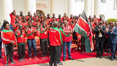Kenyatta rewards Kenya's IAAF U18 winning team with cash, holiday travel