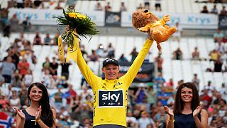 Froome en jaune à Paris