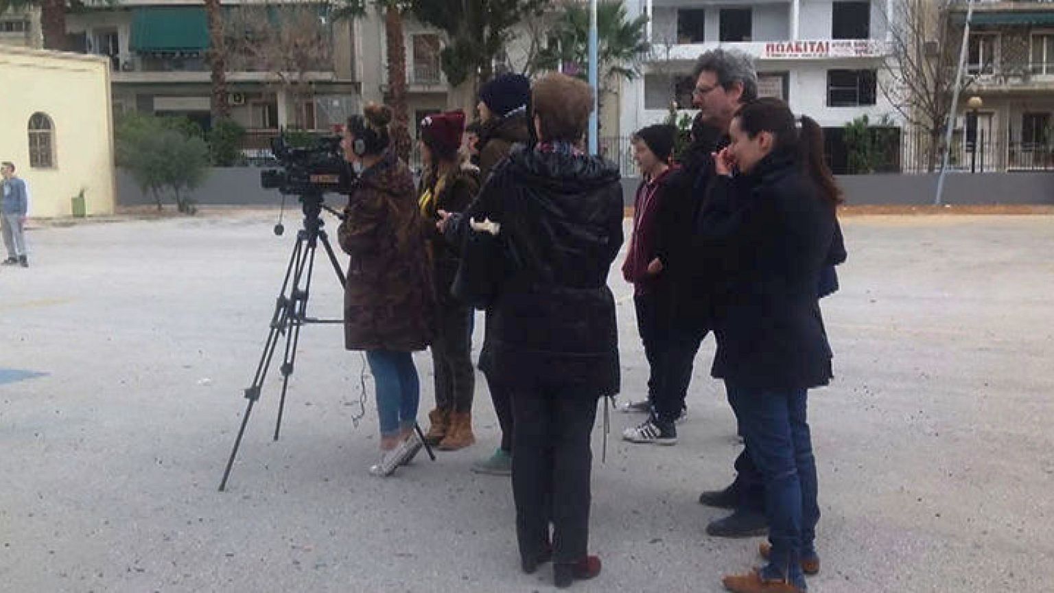 Ελλάδα: Πρόσφυγες σκηνοθετούν για τους πρόσφυγες - Video