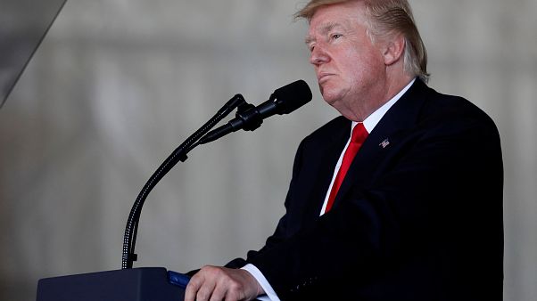 Donald Trump nem megy szembe a kongresszussal Donald Trump nem megy szembe a kongresszussal