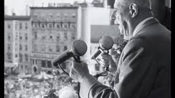 "Vive le Québec libre", improvisé ou prémédité ? "Vive le Québec libre", improvisé ou prémédité ?