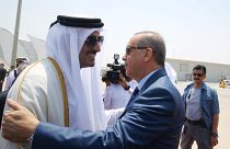 أردوغان في الدوحة: نحاول تنظيم لقاء بين جميع أطراف الأزمة