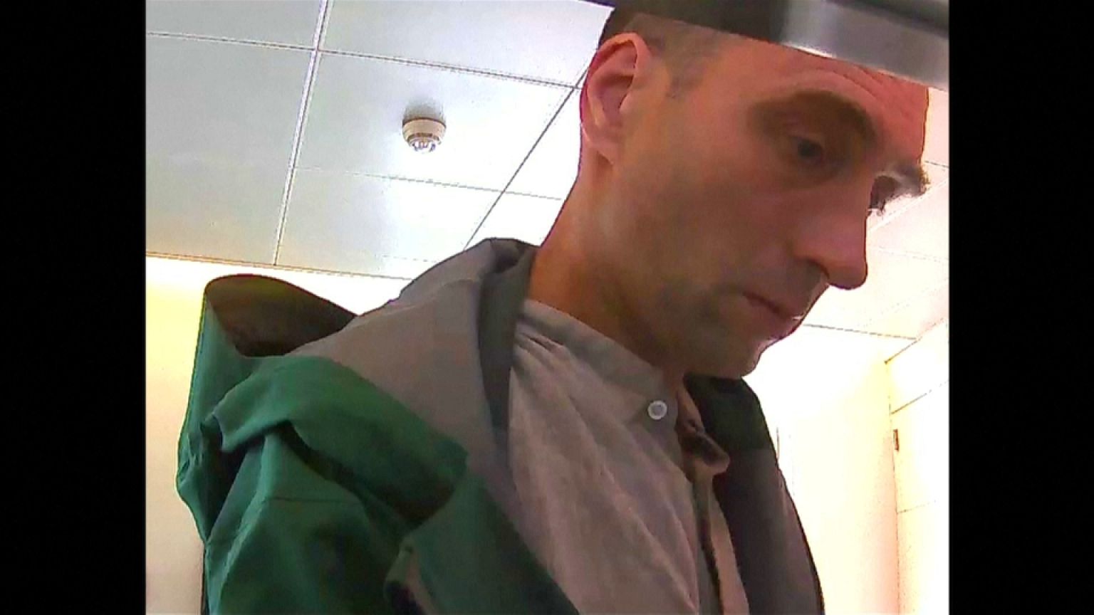 Suisse : l'homme à la tronçonneuse toujours en fuite