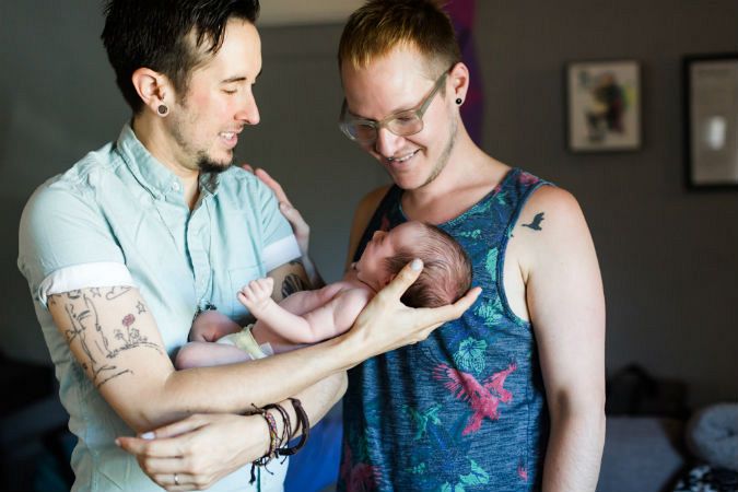 Trans man gives birth to a baby boy | Euronews