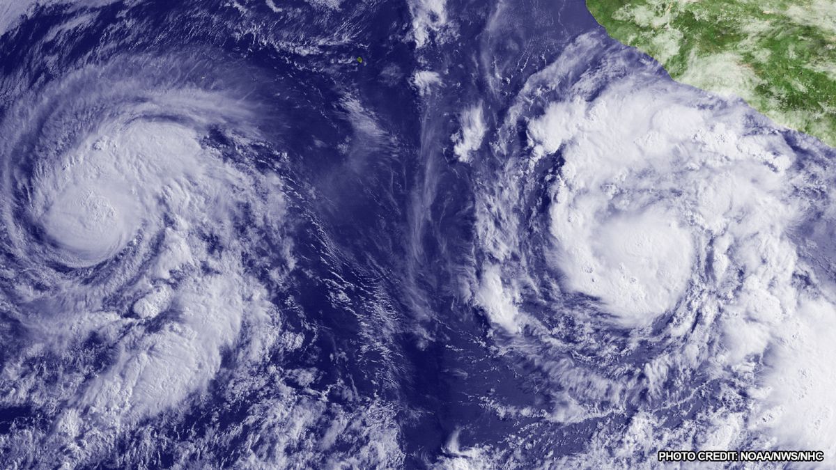 Deux cyclones sur le point de fusionner dans l’est du Pacifique