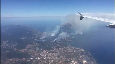 Wildfires continue to rage on French Riviera