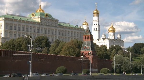 В России радуются санкциям В России радуются санкциям