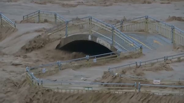 Chine : le fleuve jaune déborde Chine : le fleuve jaune déborde