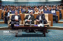 انتقاد فعالان سیاسی از جای خالی احزاب در ساختار سیاسی ایران