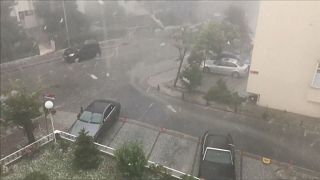 Tempestade paralisa Istambul