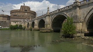 Tempo agli sgoccioli: Roma verso il razionamento