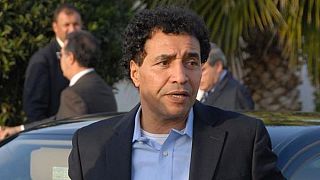 وفاة أسطورة كرة القدم المغربي عبد المجيد الظلمي