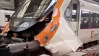 Dozens hurt in Barcelona train crash
