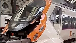 Barselona'da tren kazası: En az 44 yaralı