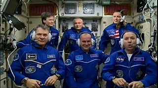 Neue Crewmitglieder auf der ISS angekommen