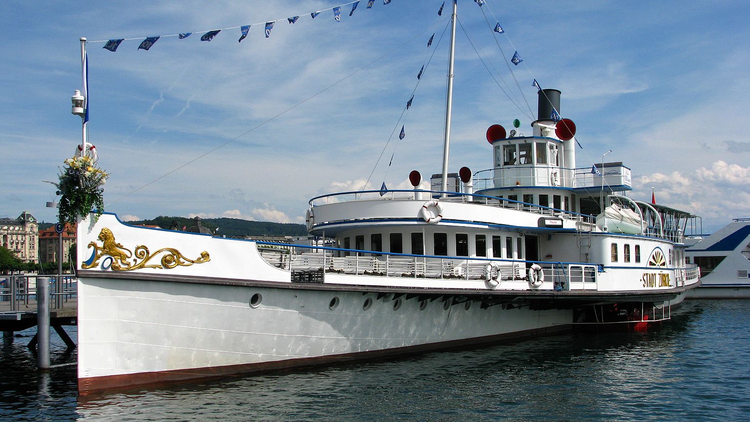 Schwimmender Shitstorm: 85-Jährige bringt Ausflugsschiffe auf dem Zürichsee zum Hupen