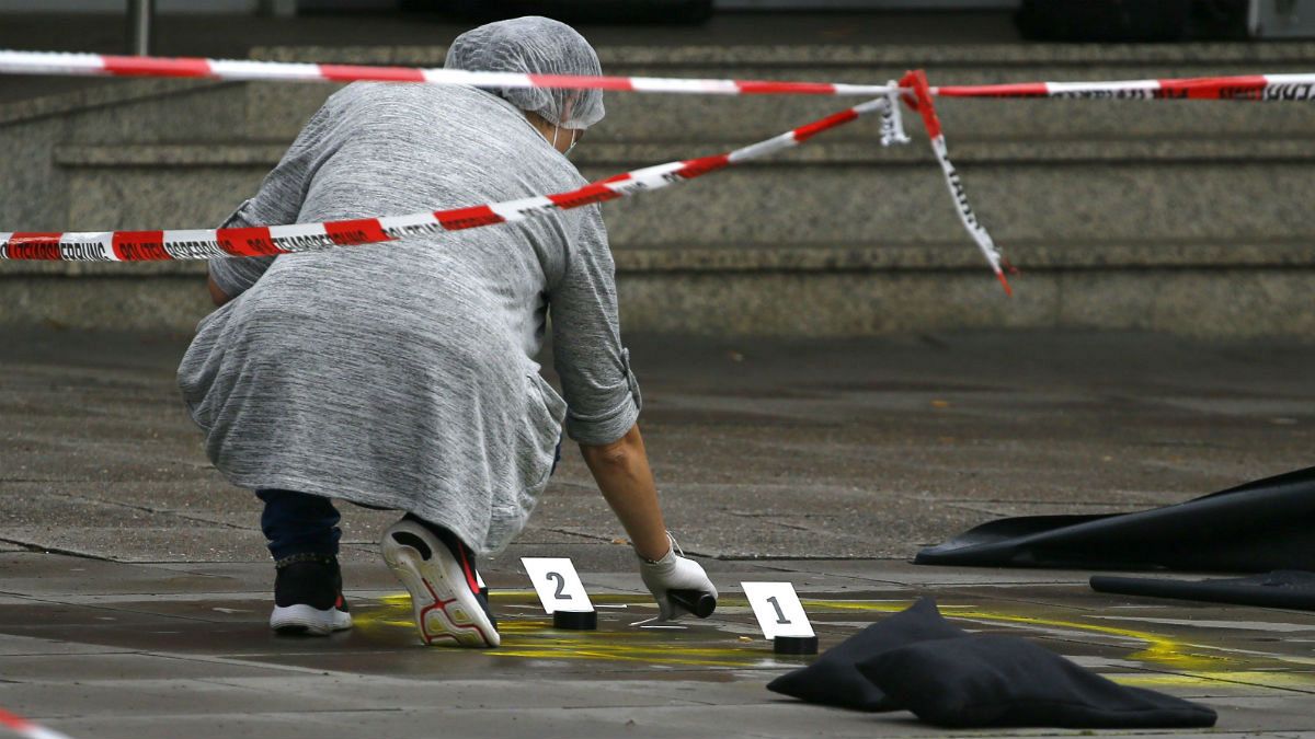 Hamburg supermarket attack suspect 'known Islamist'