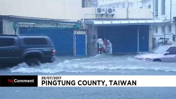 Pluies torrentielles sur le sud-ouest de la Chine Pluies torrentielles sur le sud-ouest de la Chine