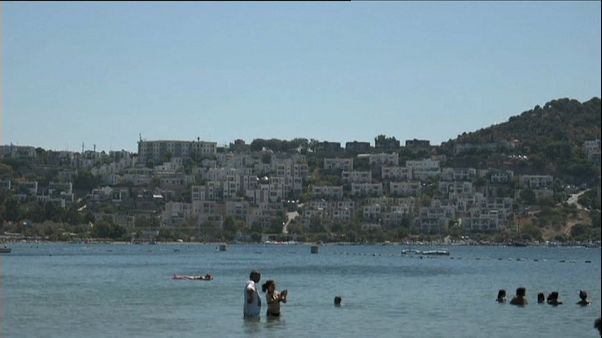 Un muerto por un tiroteo en una playa de Turquía Un muerto por un tiroteo en una playa de Turquía