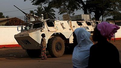 Centrafrique : ONG pillées en marge de "violents combats", "situation dangereuse" pour l'ONU