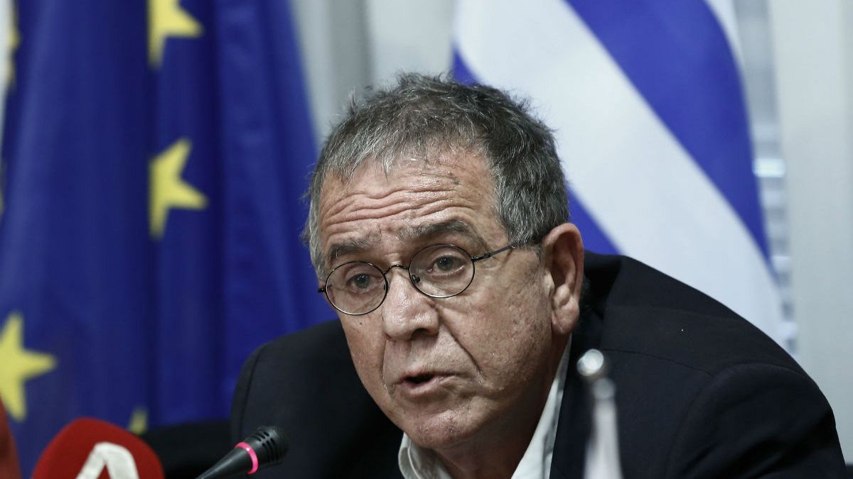 Μουζάλας: «Εγκληματικό να αφαιρέσει η ΕΕ πόρους από την Ελλάδα για το προσφυγικό»