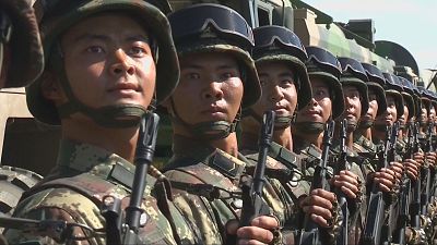 Riesenparade des chinesischen Militärs