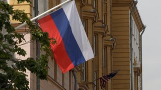 What do the 1,200 US diplomatic staff in Russia do?