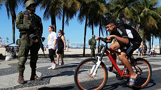 Troops on streets of Rio to fight organised crime