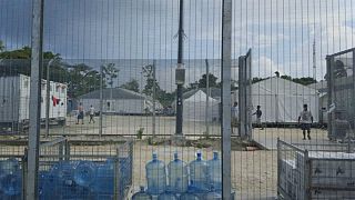 آب و برق اردوگاه پناهجویان مانوس قطع شد