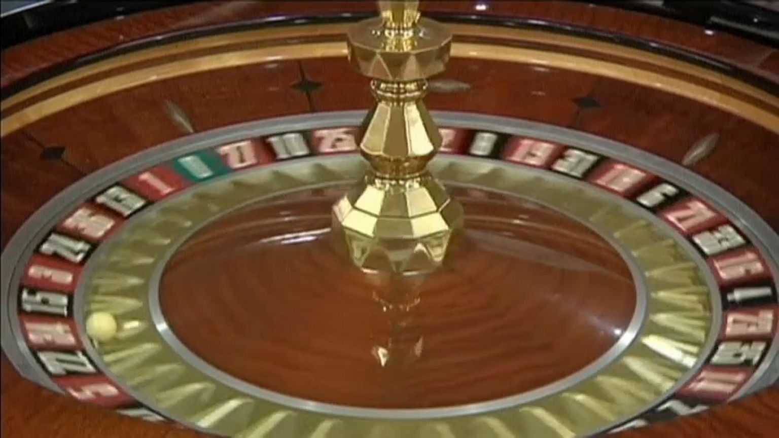 Receitas dos casinos de Macau continuam a aumentar