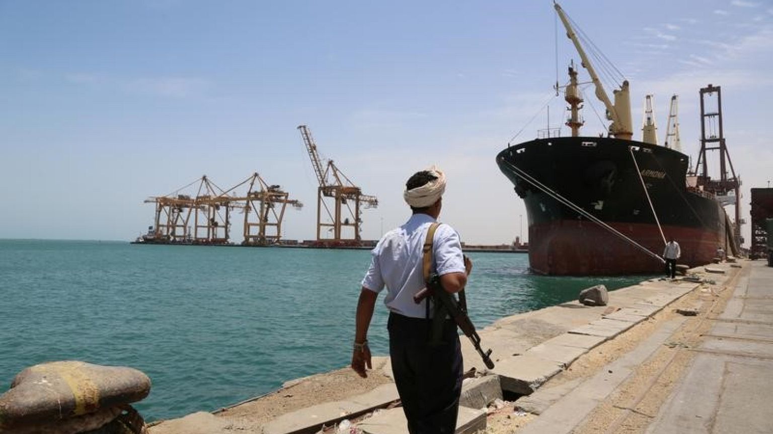 الكويت ممر للحرس الثوري الإيراني لنقل أسلحة للحوثيين باليمن