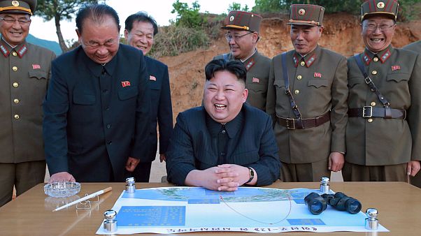 Secretário de Estado norte-americano quer dialogar com Pyongyang Secretário de Estado norte-americano quer dialogar com Pyongyang