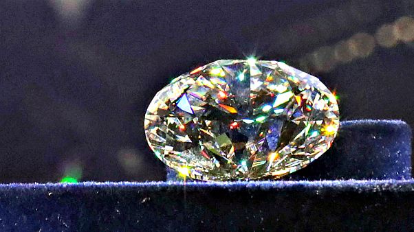 Versteigerung kostbarer Diamanten-Sammlung in Russland Versteigerung kostbarer Diamanten-Sammlung in Russland